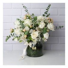 Atlas Roses Flower Vase
